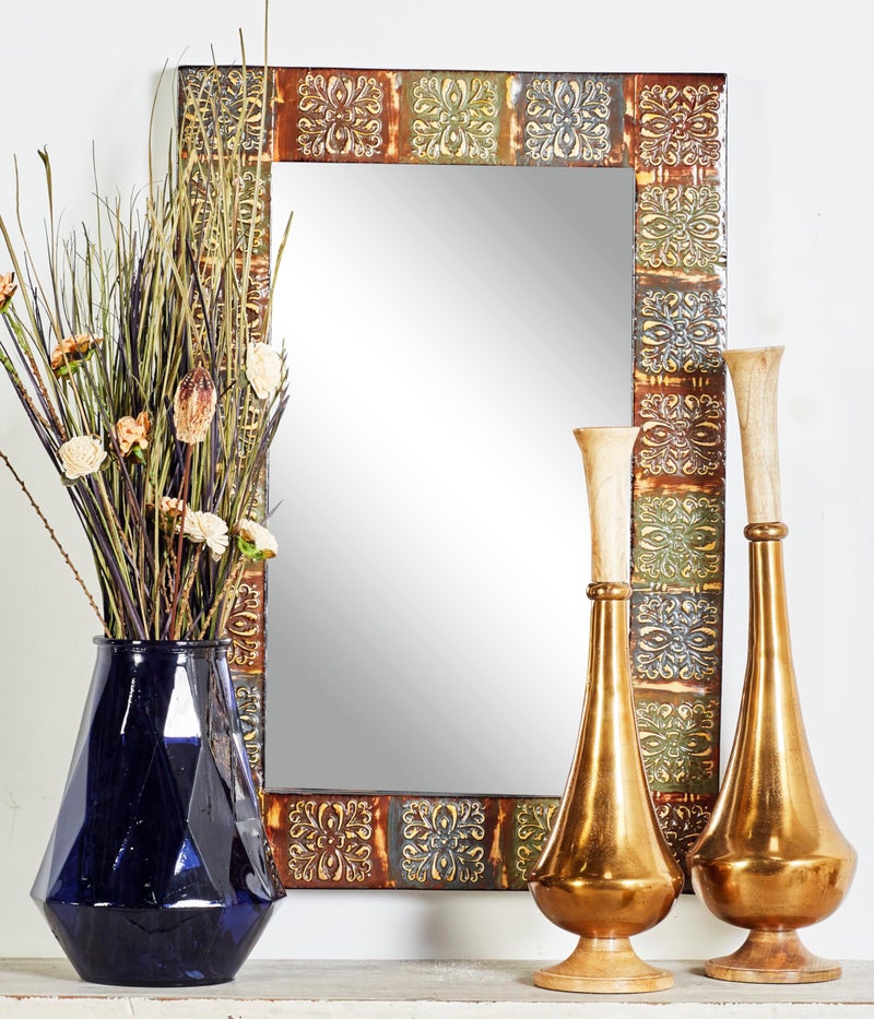 Deco 79 مرآة حائط معدنية مزخرفة من ديكو 79 مع تصميم زهور، مرآة مدخل مثبتة على الحائط 24" x 2" x 36"، متعددة الألوان - Image 4